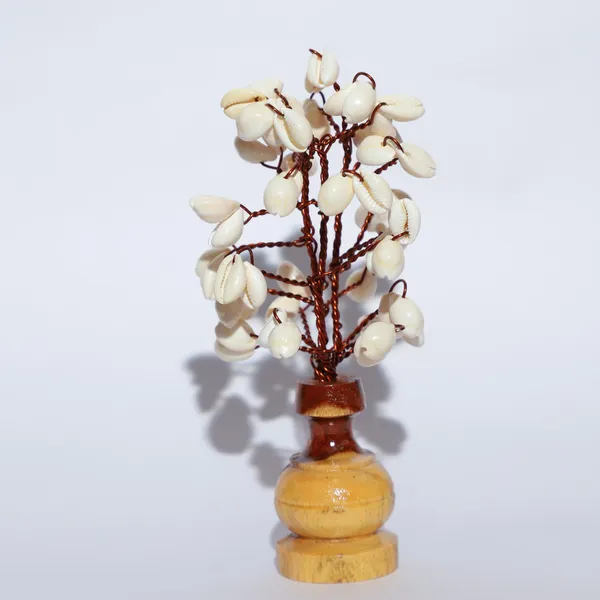 Natural_White_Kaudi_54_Beads_Wooden_Crafted_Vase_Used